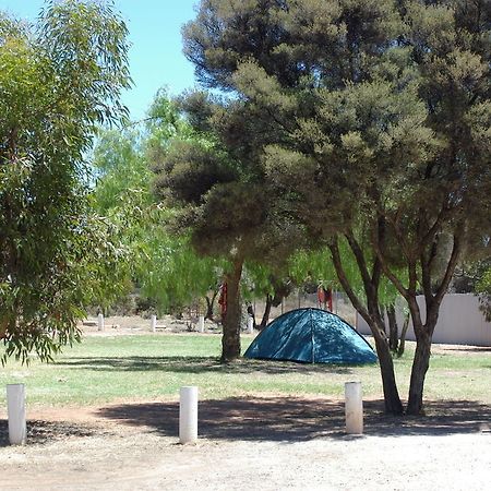Acclaim Gateway Caravan Park Dundas Exterior photo